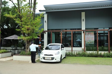 บริการงานจราจร 8